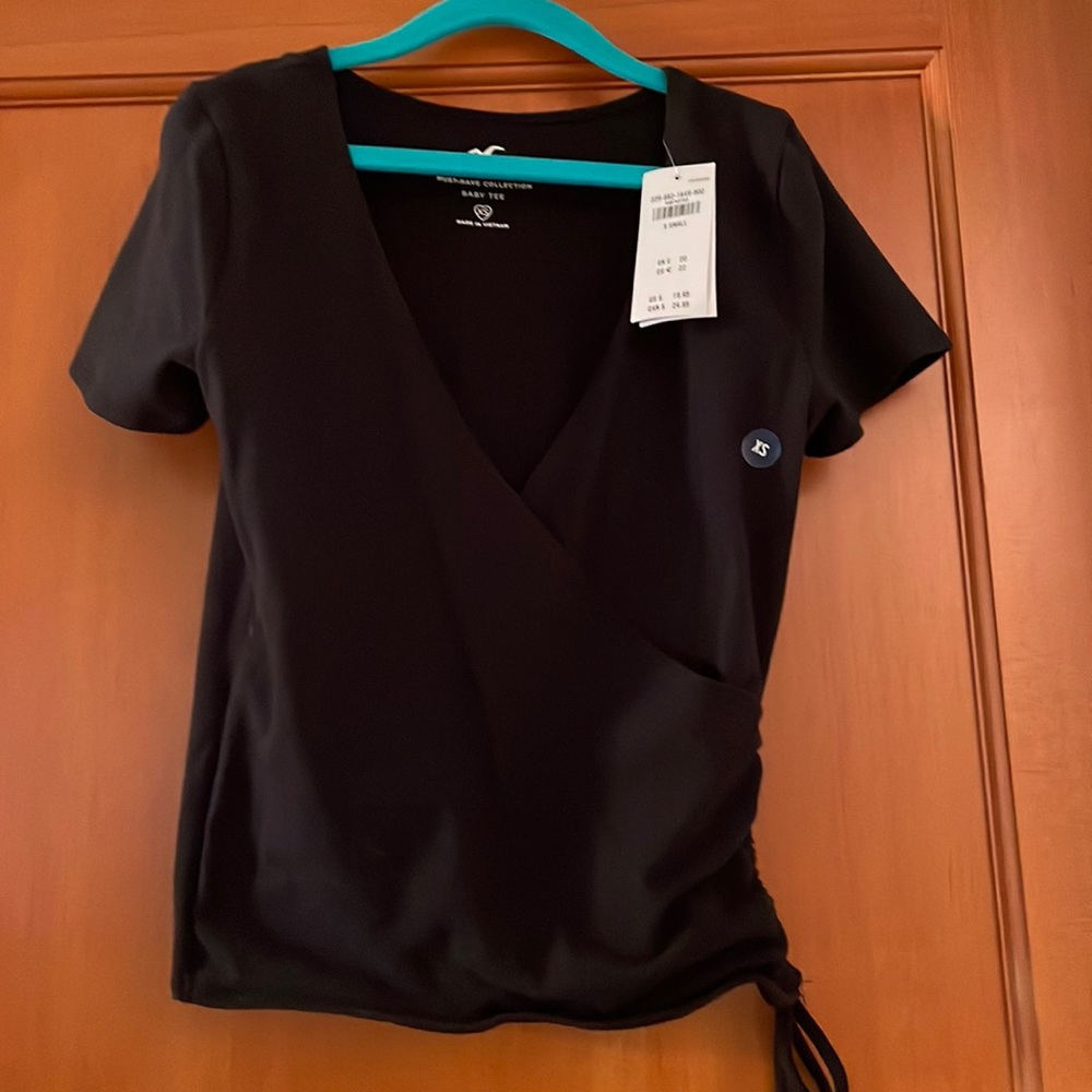 Hollister Baby Tee XS